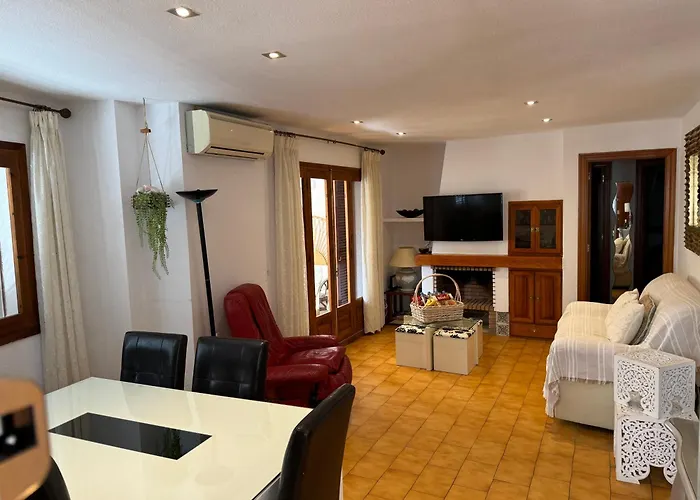 Puebla De Farnals Playa- Oasis Apartments - Costa De Valencia Beachside Stay